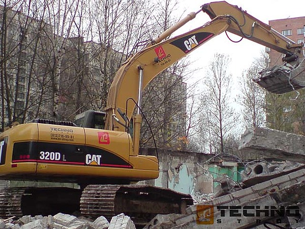 Аренда экскаватора CATERPILLAR 320DL