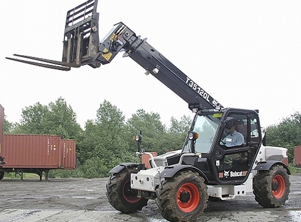 BOBCAT T35120L ГОД ВЫПУСКА 2014 Телескопический погрузчик 