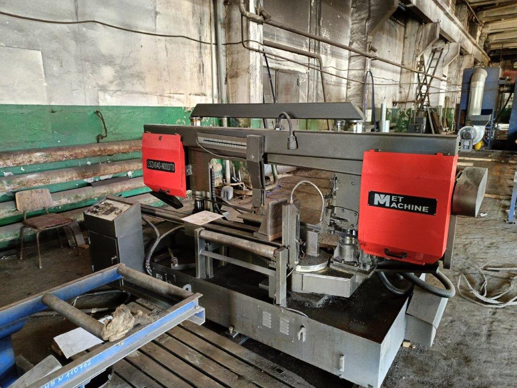 Ленточнопильный станок по металлу MetMachine LSZ4040 Ленточнопильный станок по металлу MetMachine LSZ4040