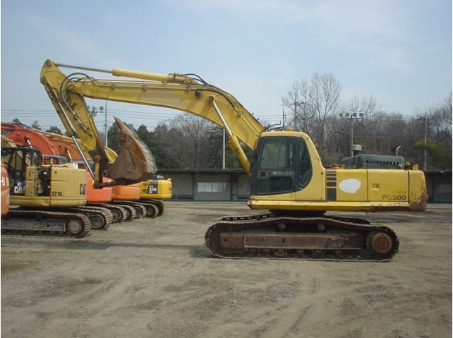 Экскаватор Komatsu PC300-6, 2000 г