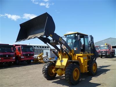 Экскаваторы-погрузчики XCMG WZ30-25