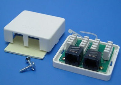 Розетка компьютерная RJ-45 (8P-8C) 2-вых, 5кат.,белая 29-0021