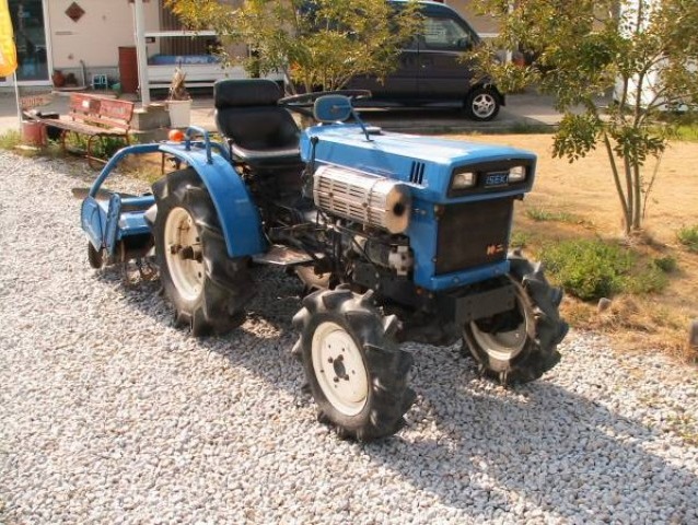 Минитрактор Iseki SR1100CD, 1997 г Минитрактор Iseki SR1100CD, 1997 г