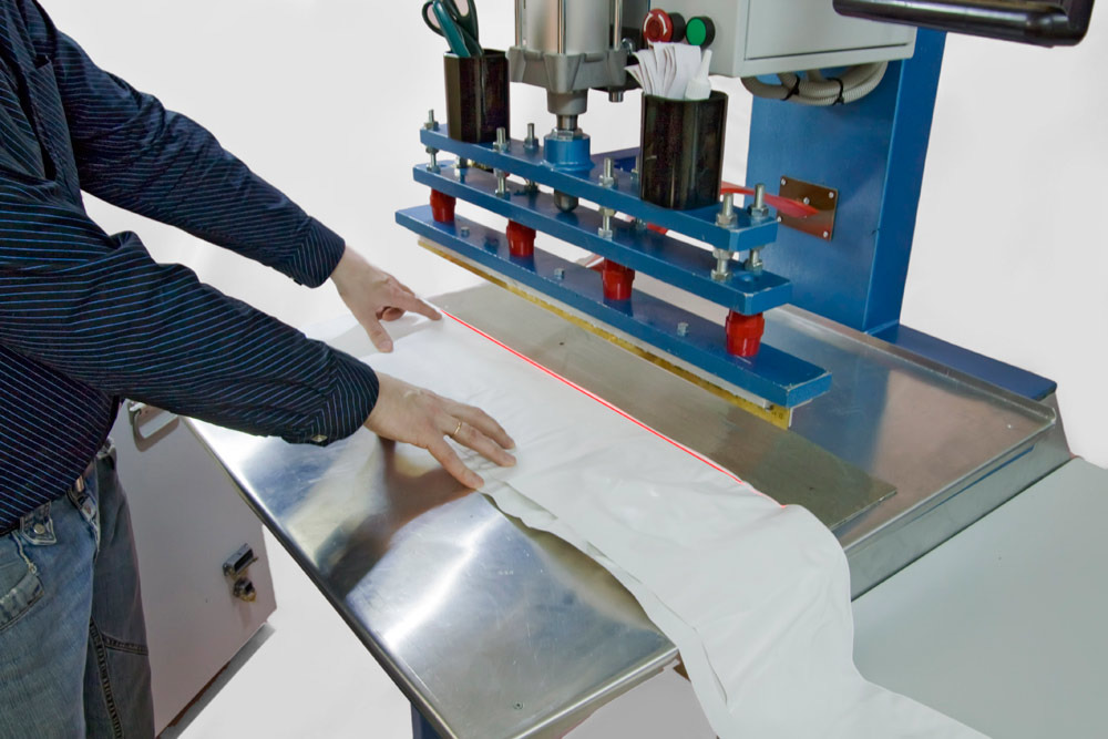 ТВЧ станки для натяжных потолков ТВЧ станки для натяжных потолков